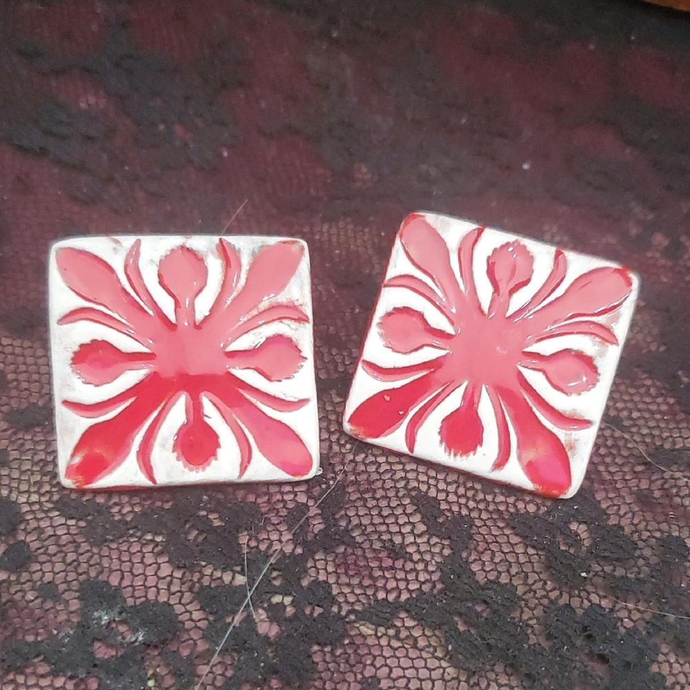 Red and White Ceramic Earrings DD